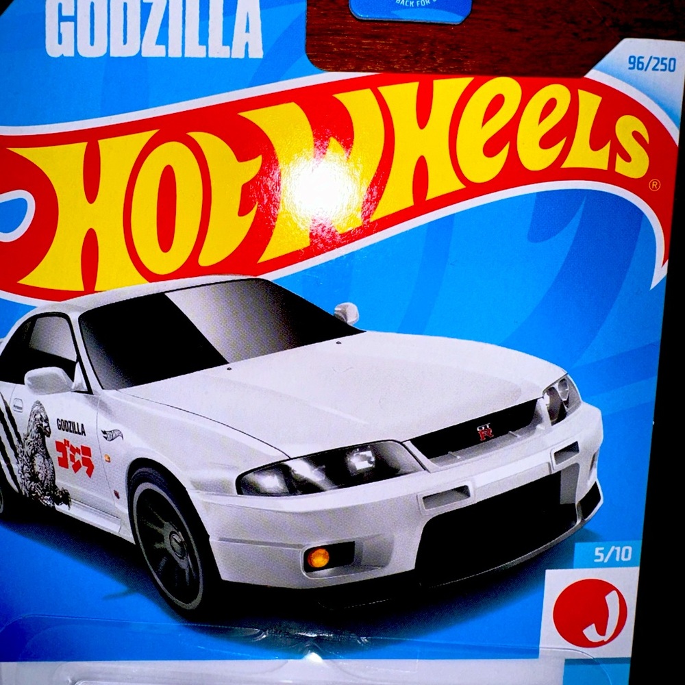 Hot wheels Nissan skyline Godzilla